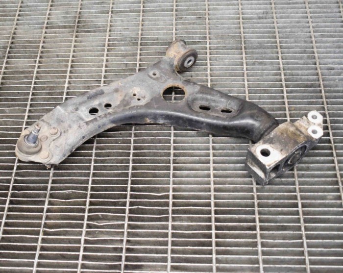 Braț inferior st&acirc;nga față VW PASSAT Variant B7 365 2012 OEM: 5N0407151