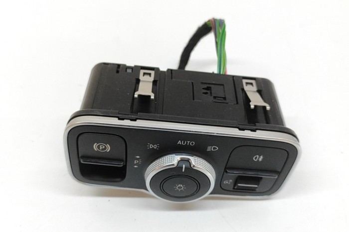 Modul de control comutator faruri MERCEDES-BENZ GLB X247 2024 OEM: A2479052902 | 31864544