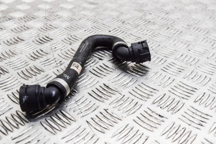 Furtun de lichid de răcire AUDI Q5 8R 2016 OEM: 8R0819332N 12224010