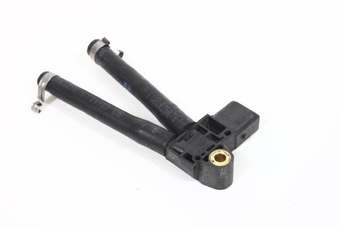 Senzor de presiune DPF MERCEDES-BENZ SPRINTER 3-t Furgon 906 2014 OEM: A6429050200,0281006214 2758923