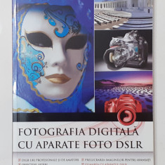 Fotografia Digitala Cu Aparate Foto DSLR (NECITITA - VEZI DESCRIEREA)