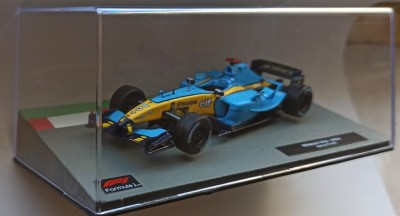 Macheta Renault R24 Jarno Trulli Formula 1 2004 - IXO/Altaya 1/43 F1 foto