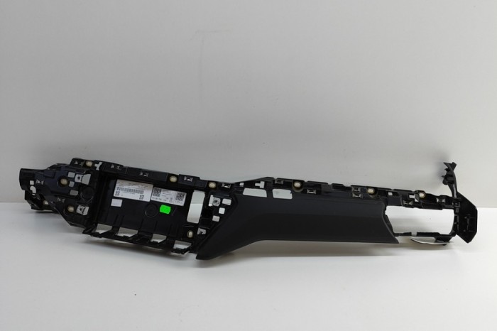 nerasta AUDI E-TRON Sportback GEA 2023 OEM: 4KL857736 30323091