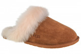 Cumpara ieftin Papuci UGG Scuff Sis Slipper 1122750-CHE maro