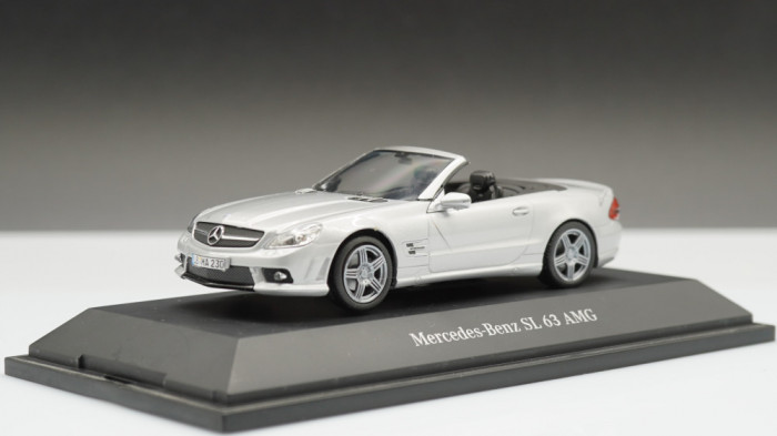 2008 Mercedes-Benz SL63 AMG - Schuco 1/43