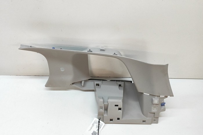 Ornament st&acirc;lp dreapta CITRO&Euml;N C5 AIRCROSS 2024 OEM: Sedan | 30446236