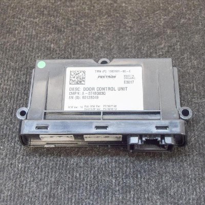 Modul de control ușă dreapta față TESLA MODEL S 2017 OEM: 1003101-00-EA-0748G03Q 4082479 foto