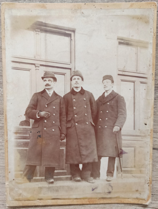 Tineri domni romani, sfarsit de secol XIX// fotografie pe carton