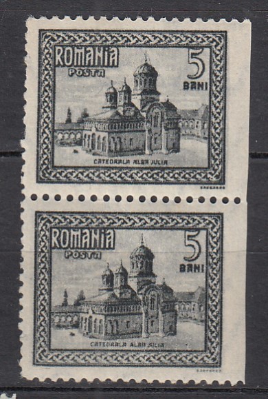 ROMANIA 1922 LP 73 INCORONAREA REGELUI FERDINAND LA ALBA IULIA 5 BANI NEGRU PERECHE EROARE NEDANTELAT VERTICAL STARE MNH