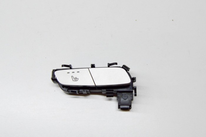 Comutator &icirc;ncălzire scaun MERCEDES-BENZ C W205 2016 OEM: A2139057302 16027011