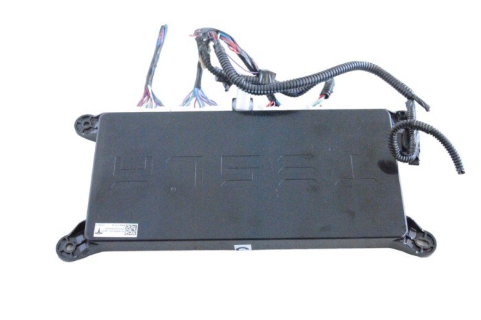Modul de confort TESLA MODEL X 2020 OEM: 1043900-00-E 24821268
