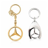 Cumpara ieftin Set 2 Brelocuri Mercedes-Benz, Metal, Design Elegant, Inele pentru Chei, Auriu/Argintiu, 7.5 cm/9 cm