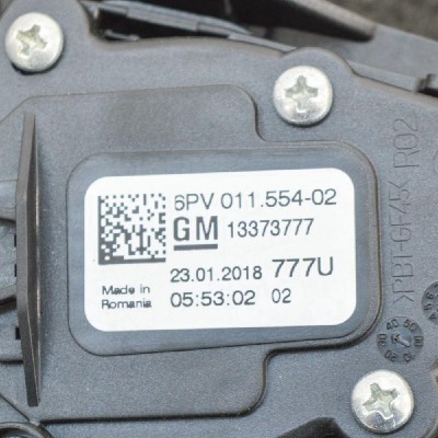 Pedala de accelerație OPEL ASTRA K 2018 OEM: 133737776PV011554 3810554 foto