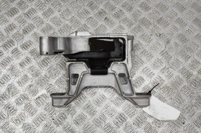 Suport motor dreapta MAZDA CX-30 DM 2023 OEM: BDGF-39-060A 29042363 foto