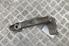 Suport punte dreapta CITRO&Euml;N DS7 Crossback 2023 OEM: 9816801980 | 27604414