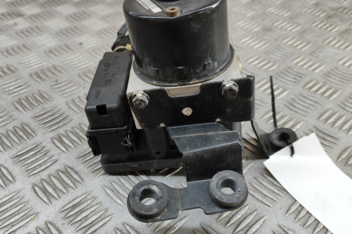 Pompa ABS VW BEETLE Cabrio 1Y7 2005 OEM: 1C0907379M 31539404