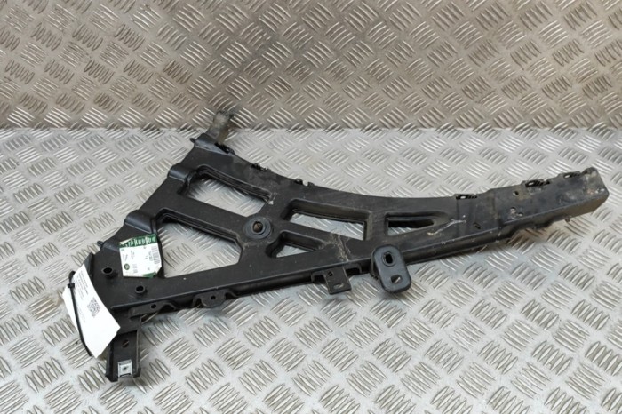 Suport bara de protecție st&acirc;nga spate JAGUAR F-PACE X761 2020 OEM: HK83-17B931-AE,HK83-17B933-AD 24586355