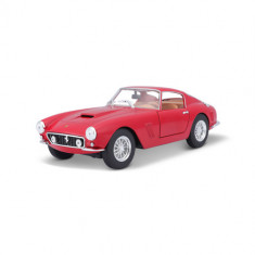 Macheta Masinuta Bburago 1/24 Ferrari 250 GT Berlinetta Passo Corto Rosu, foto