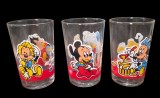 3 PAHARE VINTAGE WALT DISNEY DIN STICLA, ANII '70