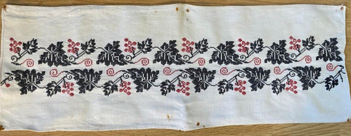 anii 30 Lot batistă borangic 20x20 + cusătura pe panza groasa 60 x 23 zon Mures