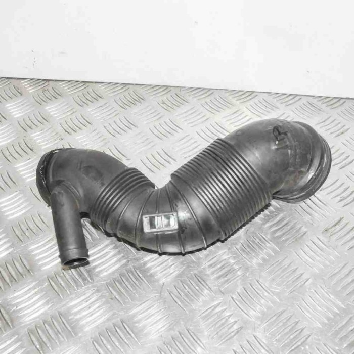 Furtun VW PASSAT B6 3C2 2010 OEM: 3C0129654P