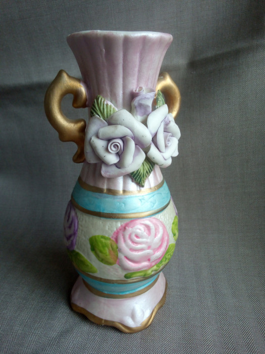 Vaza de flori din ceramica veche pictata manual