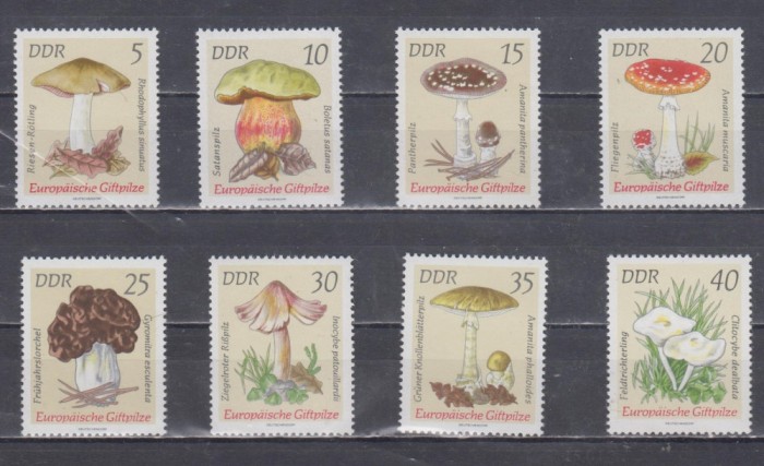 A12 S4 1 - Timbre foarte vechi - Fosta Germanie Democrata - DDR - ciuperci