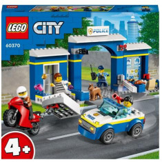 LEGO® City Urmarire la sectia de politie 60370