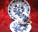 SET MIC DEJUN PORTELAN KORONA MODEL BLUE ONION CEASCA CAFEA SI FARFURII