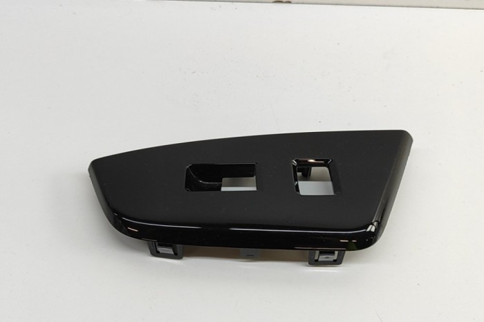Ornament panou ușă dreapta spate HONDA CR-V V RW 2021 OEM: 83741-TLA-E910-20 30445475