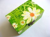 cutie de lemn decorata cu margarete 21655