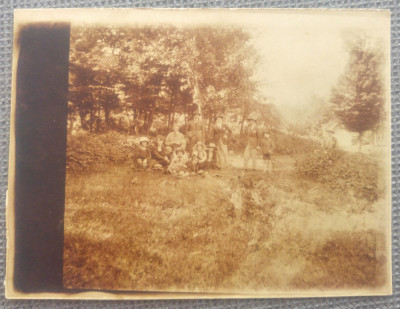 Fotografie de grup la padure// Barnova, Iasi, 1 mai 1923 foto