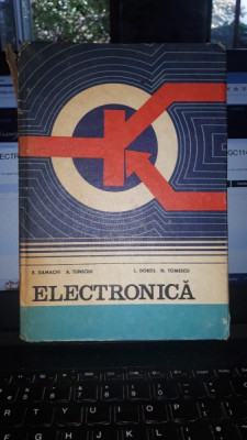 Electronica - E.Damachi , A.Tunsoiu , L.Dobos , N.Tomescu foto