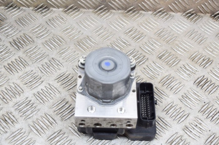 Pompa ABS MASERATI GHIBLI M157 2015 OEM: Sedan | 14903964