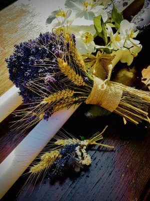 Aranjamente florale din Lavanda foto