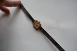 Ceas mecanic dame sovietic Ayc, carcasa aurita, functioneaza