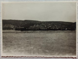 Orasul Nikopol si vapoare vazute de pe Dunare, perioada interbelica// fotografie