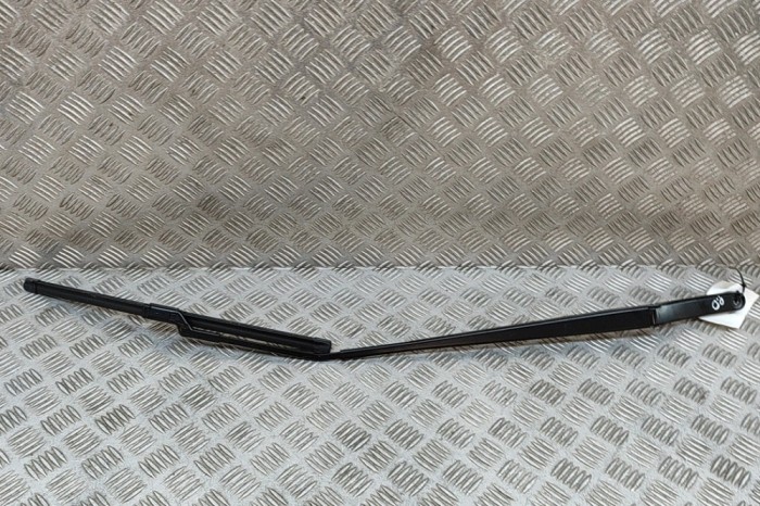 Braț ștergător față AUDI Q4 SUV F4B 2021 OEM: 11B955410 | 25750191
