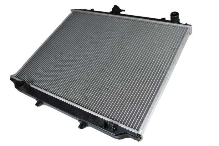 Radiator, racire motor NISSAN TERRANO II (R20) (1992 - 2007) THERMOTEC D71015TT