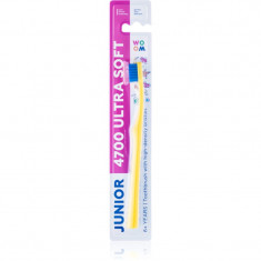 WOOM Toothbrush Junior 4700 Ultra Soft periuță de dinți pentru copii de la 6 ani ultra moale 1 buc