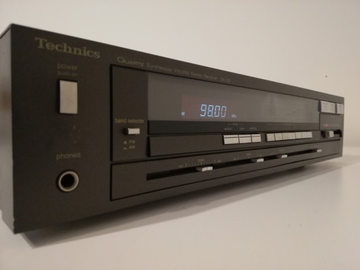 Amplificator/Tuner Stereo TECHNICS model SA-210 - Vintage/made in Japan/Impecabil