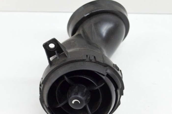 Gura de ventilație planșa de bord MINI CLUBMAN R55 2008 OEM: 9254-01201 14646947