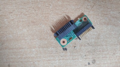 Conector baterie Dell Vostro 3000 14 3449 3446 - 15 3549 3546 -- A188 foto