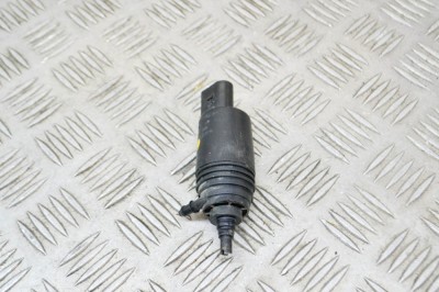 Motor rezervor lichid de parbriz LAND ROVER RANGE ROVER III L322 2004 OEM: 8377612,23557610,8377612 14904143 foto