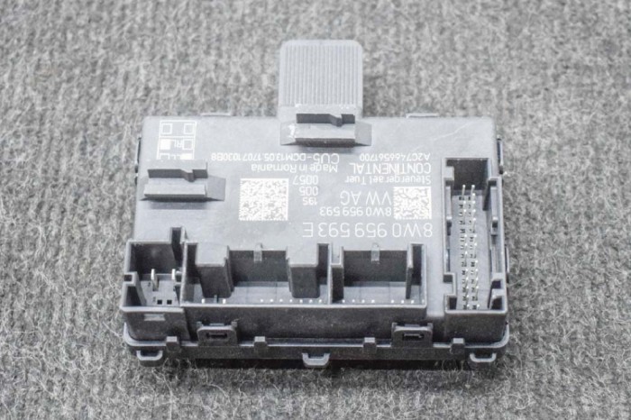Modul de control ușă dreapta față AUDI A5 Sportback F5A 2017 OEM: 8W0959593,A2C7466561700,8W0959593E 11323211