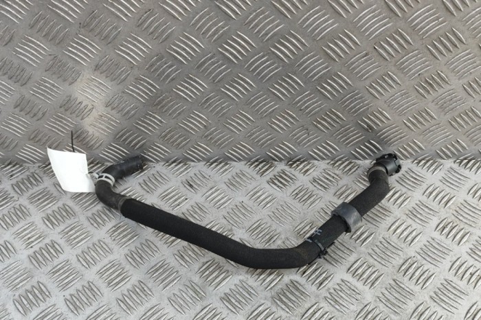 Furtun de lichid de răcire VOLVO XC90 II 2024 OEM: 32252970 31209696