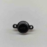 Comutator deschidere haion TESLA MODEL X 2016 OEM: 1042629-00-B | 23076143