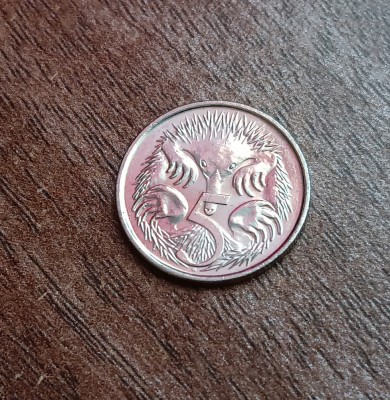 C50 - Moneda foarte veche - 5 centi - Australia - 2010 foto