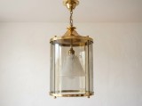 Cumpara ieftin Lustra candelabru sticla ambra, alama dore, stil Napoleon III, vintage