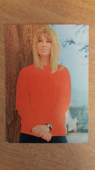 QW28 - Artisti straini 58 - Julie Christie - Bily mincinosul